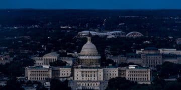 SEC Probes Insider Trading at Tech Giant: Financial News Update - Cover Image